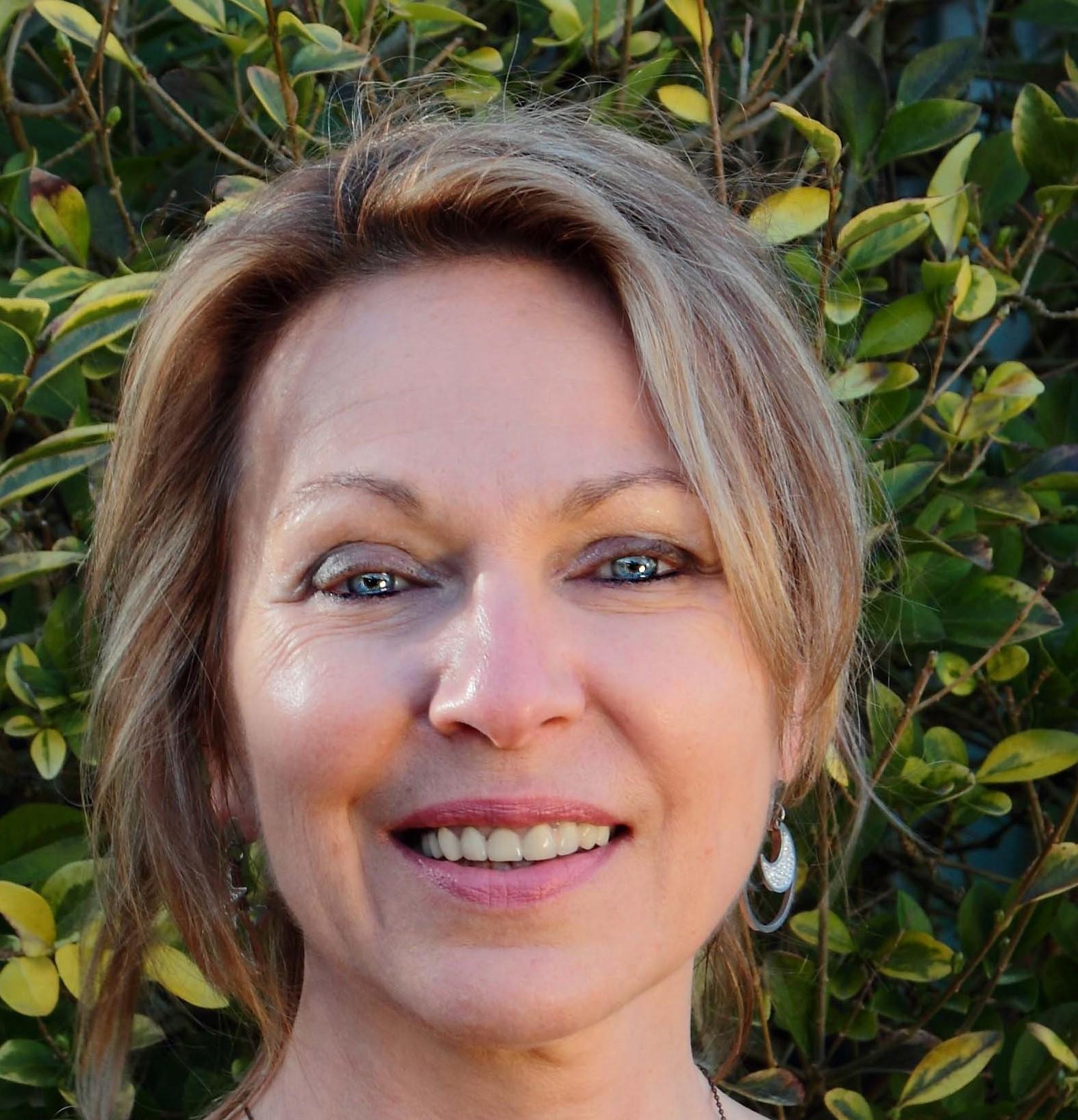 Prendre de la hauteur pour s'adapter ; coachings individuels et d'équipe, Bilans de compétence, Analyses de pratiques.